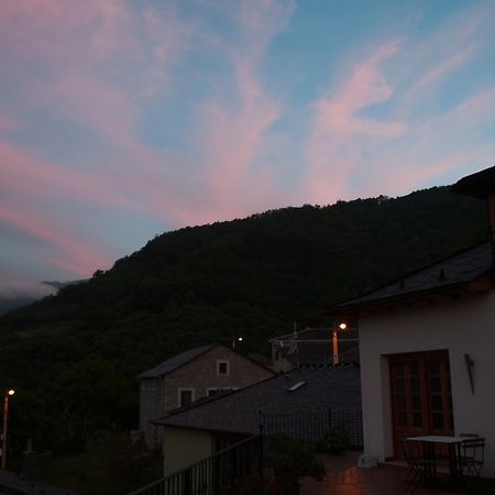 Moncó El Mirador De Fuentes Del Narcea酒店 外观 照片